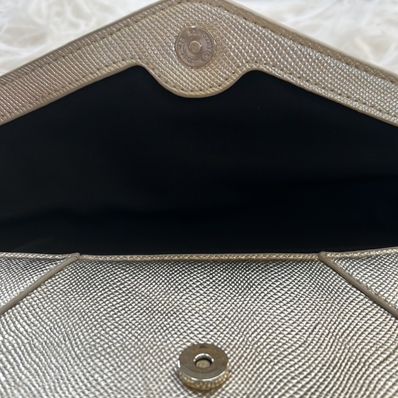 Victoria’s Secret Gold Clutch, NWT - Picture 5 of 9